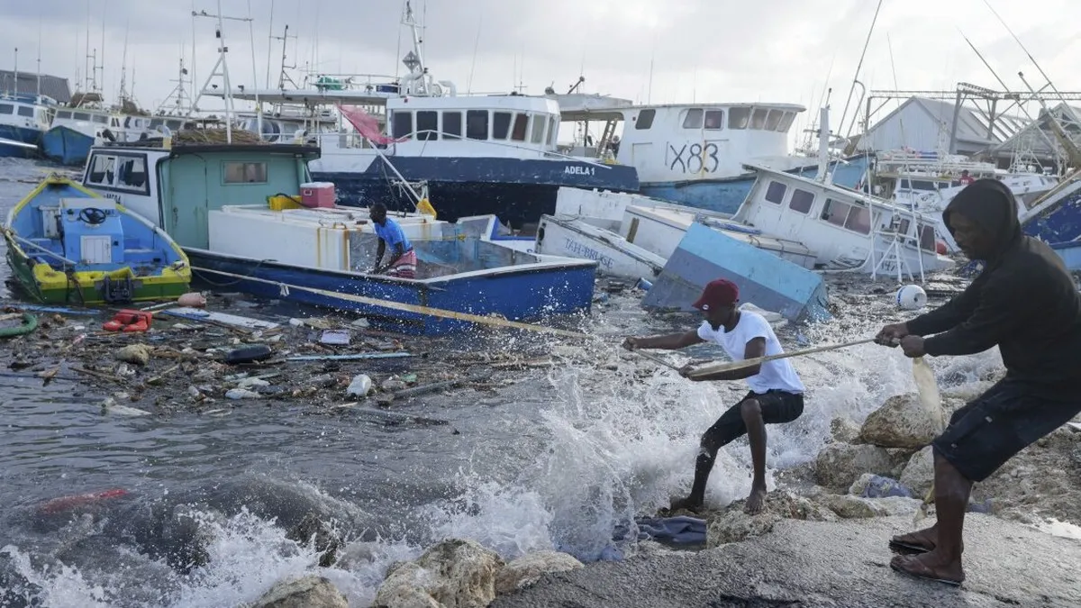 Beryl causa daños en Jamaica mientras se acerca a México
