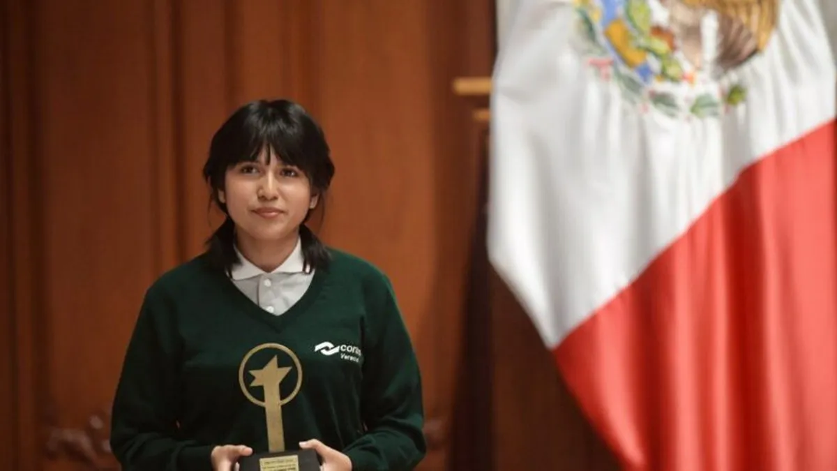 La mejor estudiante del mundo es la mexicana Ángela Elena Olazarán Laureano