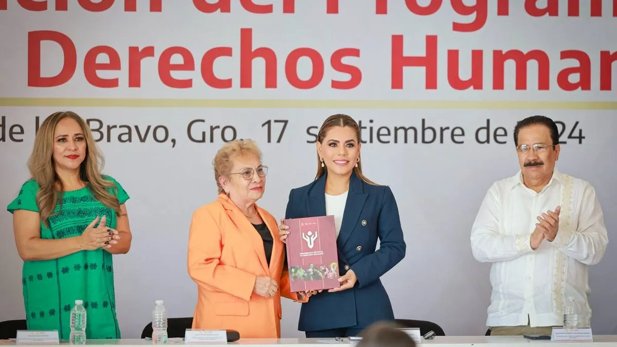 Evelyn Salgado presenta Programa Estatal de Derechos Humanos para promover la paz en Guerrero