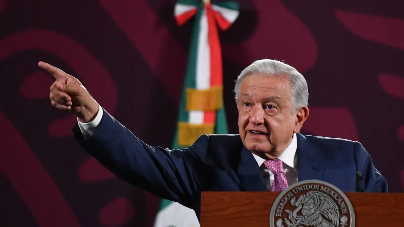 AMLO pide que García Luna muestre pruebas de supuestos audios con narcos