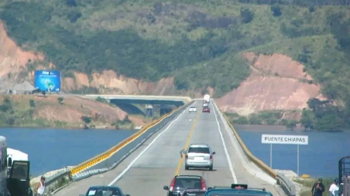 Reportan asalto masivo en carretera de Chiapas; automovilistas retenidos por 10 horas