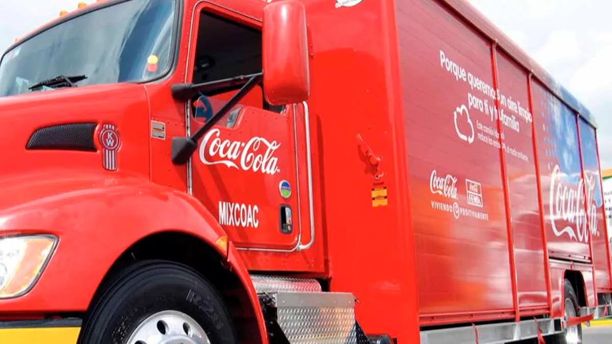 Coca Cola suspende operaciones en Puente de Ixtla, Morelos, tras robo de camiones repartidores.