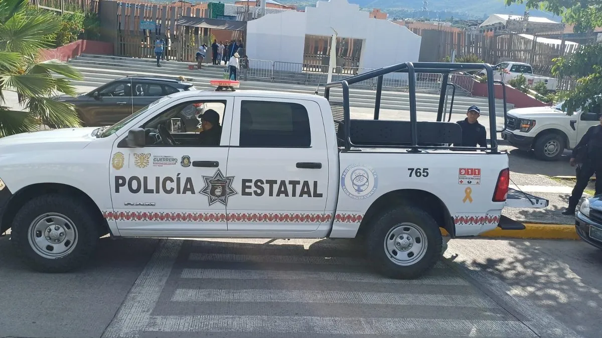 Afinan seguridad en Palacio de Gobierno de Guerrero para noche de El Grito