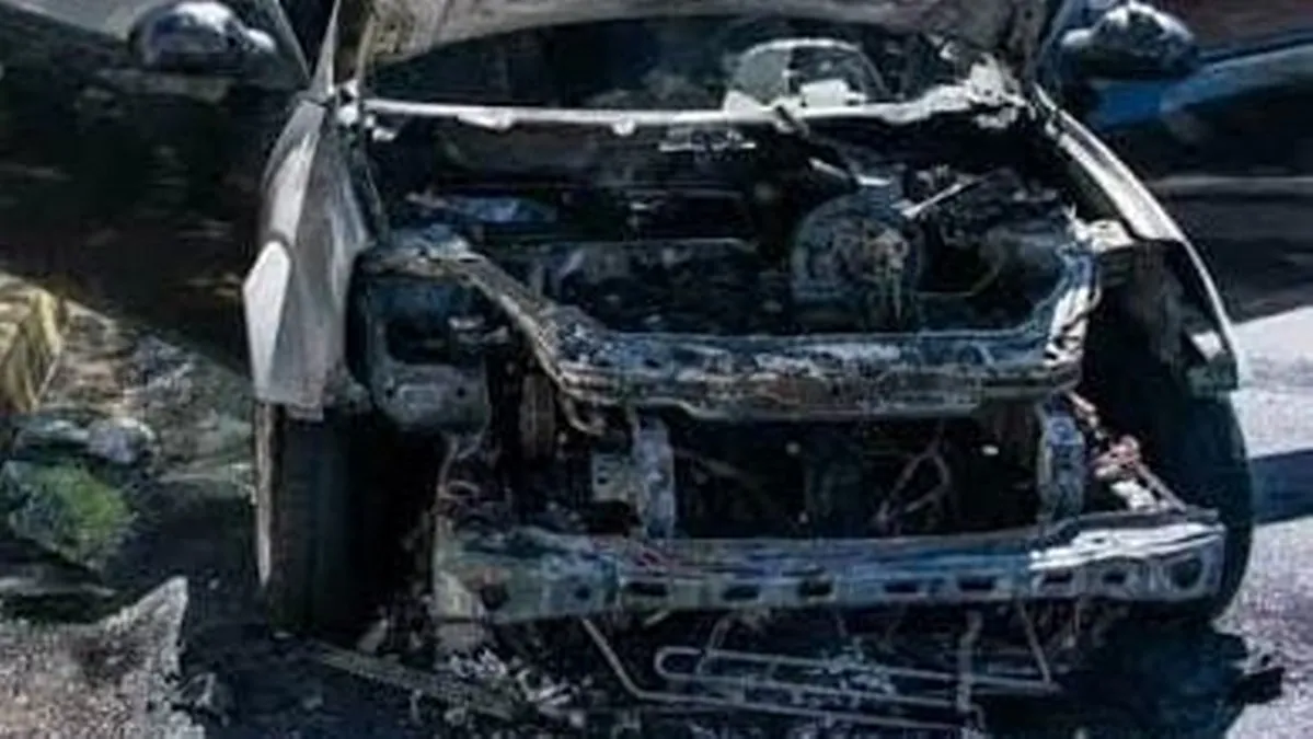 Incendian el auto de un maestro en el centro de Ometepec, Guerrero