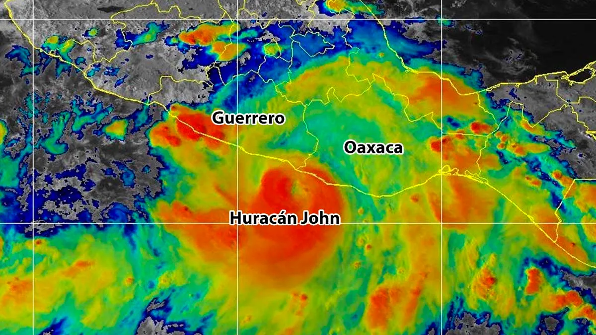 Huracán John se intensifica a categoría 2 frente a las costas de Guerrero y Oaxaca