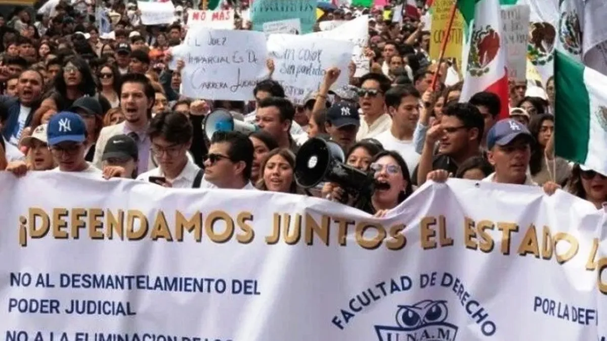 Convocan a marcha nacional 'sin partidos políticos' contra la reforma judicial