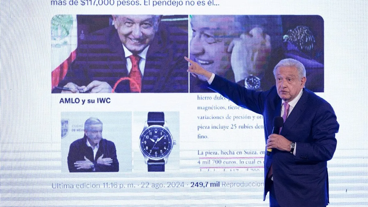 AMLO rifará en 'la mañanera' el reloj 'machuchón' de 120 mil pesos que le regalaron