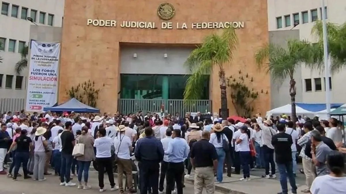 Jueces y magistrados votan por terminar paro laboral; trabajadores del PJF se oponen