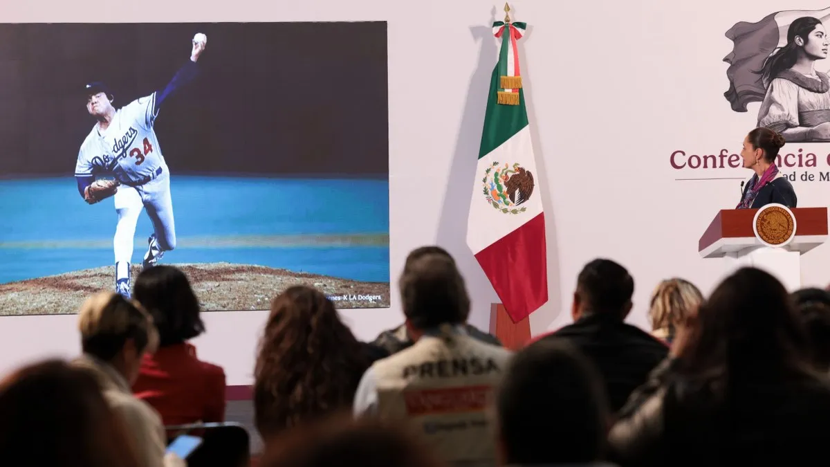 Claudia Sheinbaum: "todos los mexicanos estamos tristes por la pérdida de Valenzuela”