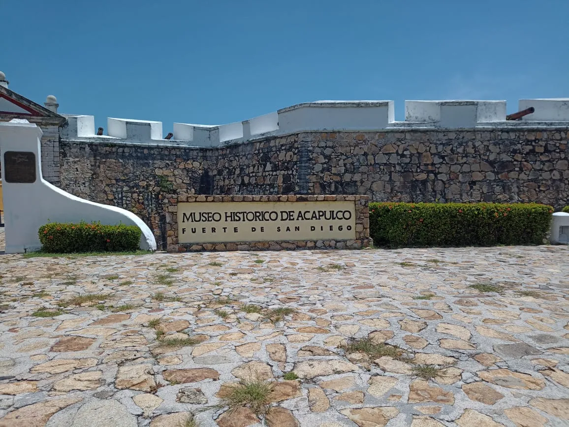 Celebra alcaldesa el nombramiento de la UNESCO del "Centro histórico de Acapulco"