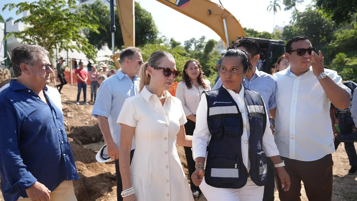 Colocan Abelina López primera piedra del desarrollo turístico “San Marino” en Acapulco