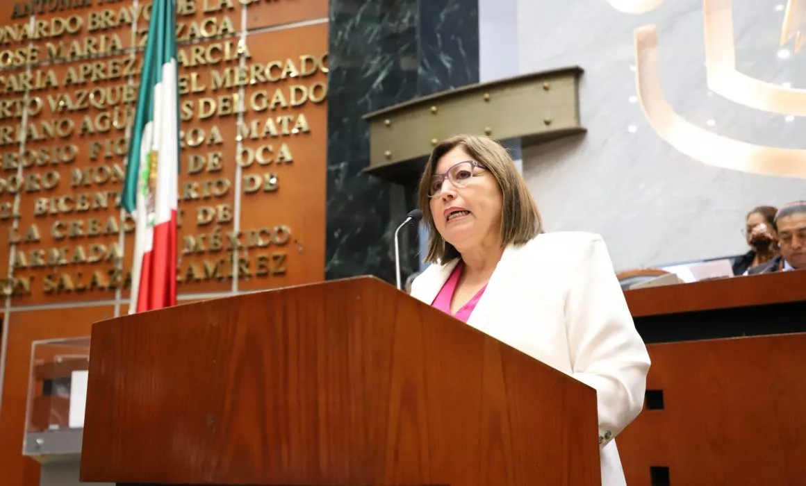 Proponen inscribir el nombre de Ruiz Massieu en el Congreso de Guerrero