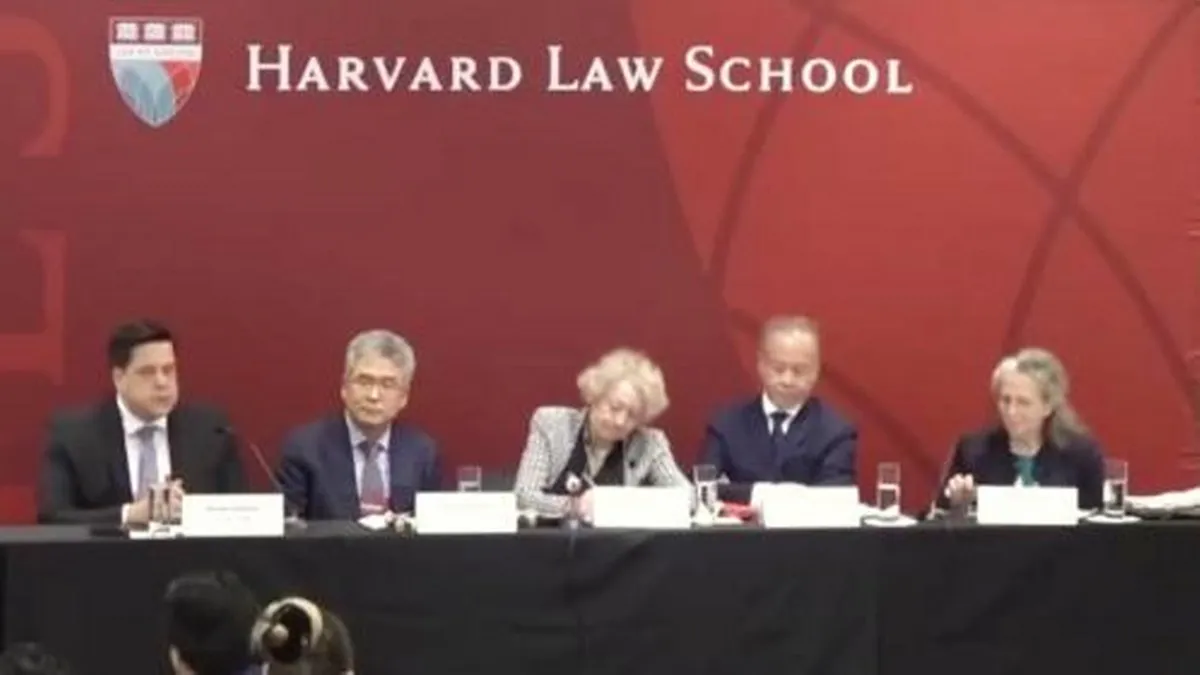 Provoca risas de Harvard los requisitos de la reforma judicial de Morena para ser juez o ministro en México