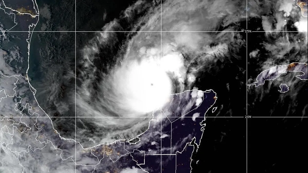 Huracán Milton, categoría 5, tocará tierra en Yucatán