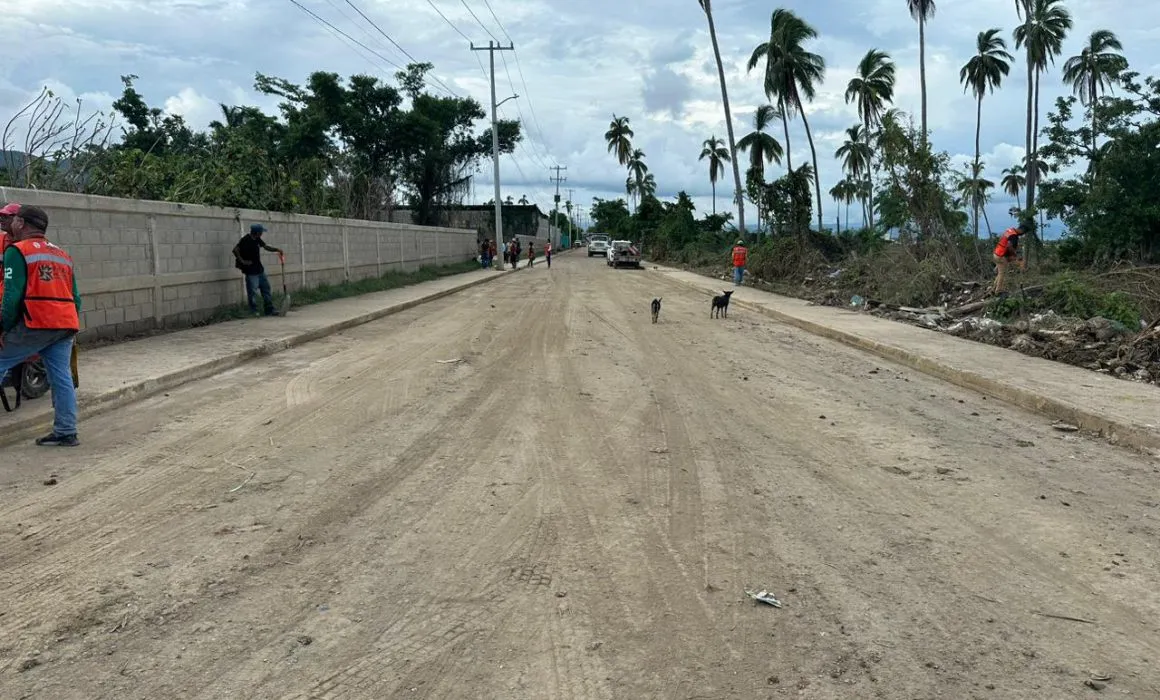 Limpieza de calles tras John casi al cien por ciento, informa el gobierno de Acapulco