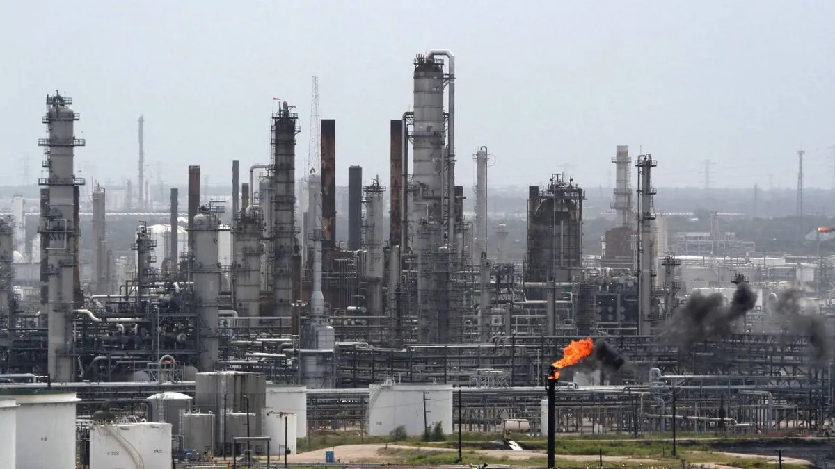 Fuga de gas en refinería Deer Park de Pemex deja dos muertos y decenas de heridos