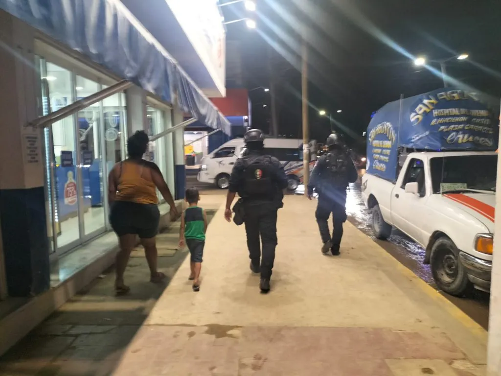 Intensifica Policía Estatal dispositivos de seguridad en el transporte de Acapulco