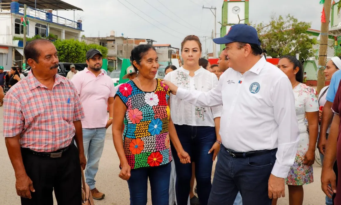 UAGro lleva brigadas de ayuda a familias damnificadas de la Costa Chica de Guerrero