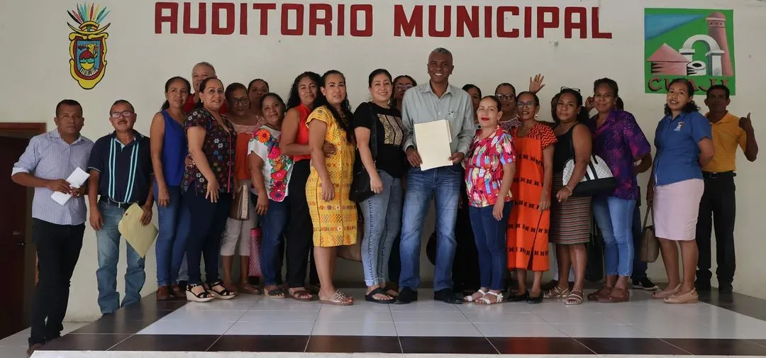 Cuajinicuilapa cumple 3 meses sin clases; maestros exigen seguridad para retornar a las aulas