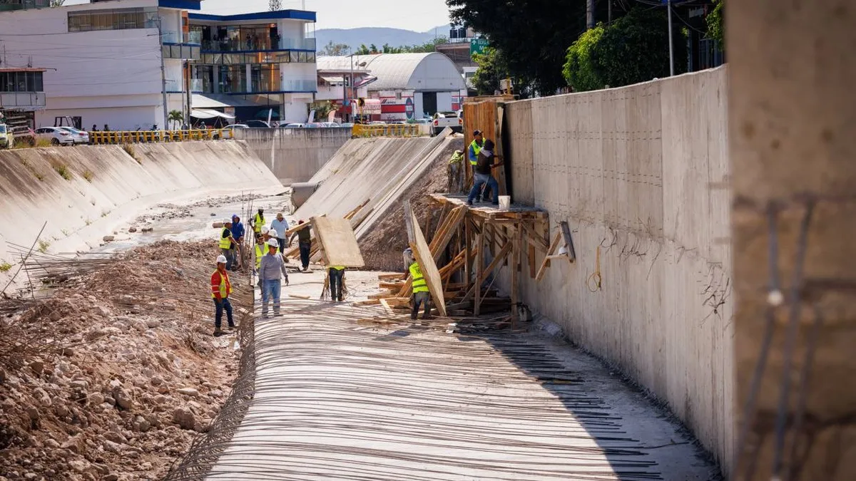 Supervisa Evelyn Salgado avance en la rehabilitación del Huacapa en Chilpancingo