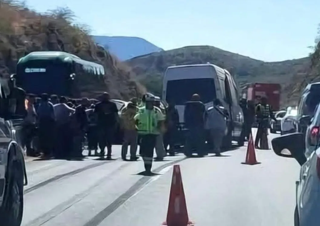 Carambola en la Autopista del Sol deja dos personas lesionadas en la caseta de Palo Blanco