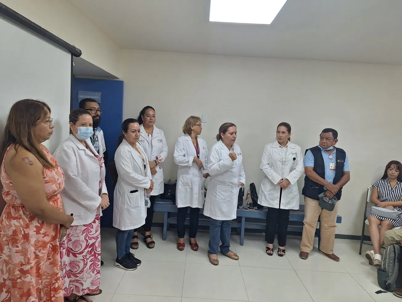 Tras denuncia de pacientes, analizan la reapertura del hospital de Zihuatanejo, informa la SSG