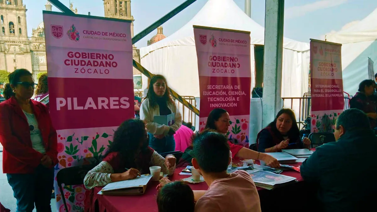 Más de mil ciudadanos reciben atención semanal en el Zócalo de Gobierno Ciudadano