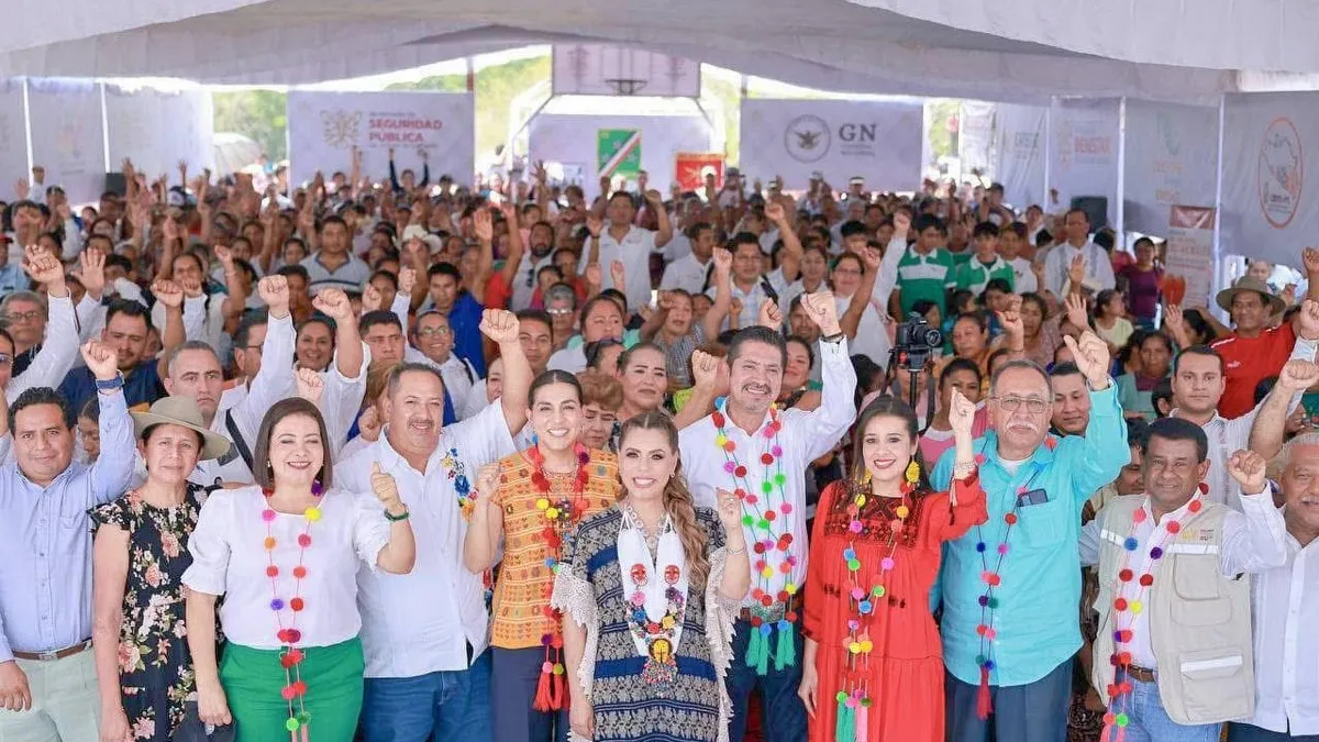 Evelyn Salgado se compromete a seguir impulsando el desarrollo de la Costa Chica