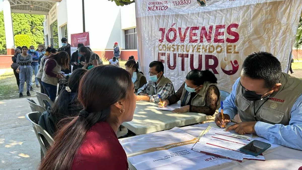 Senado aprueba elevar a rango constitucional a 'Jóvenes Construyendo el Futuro'