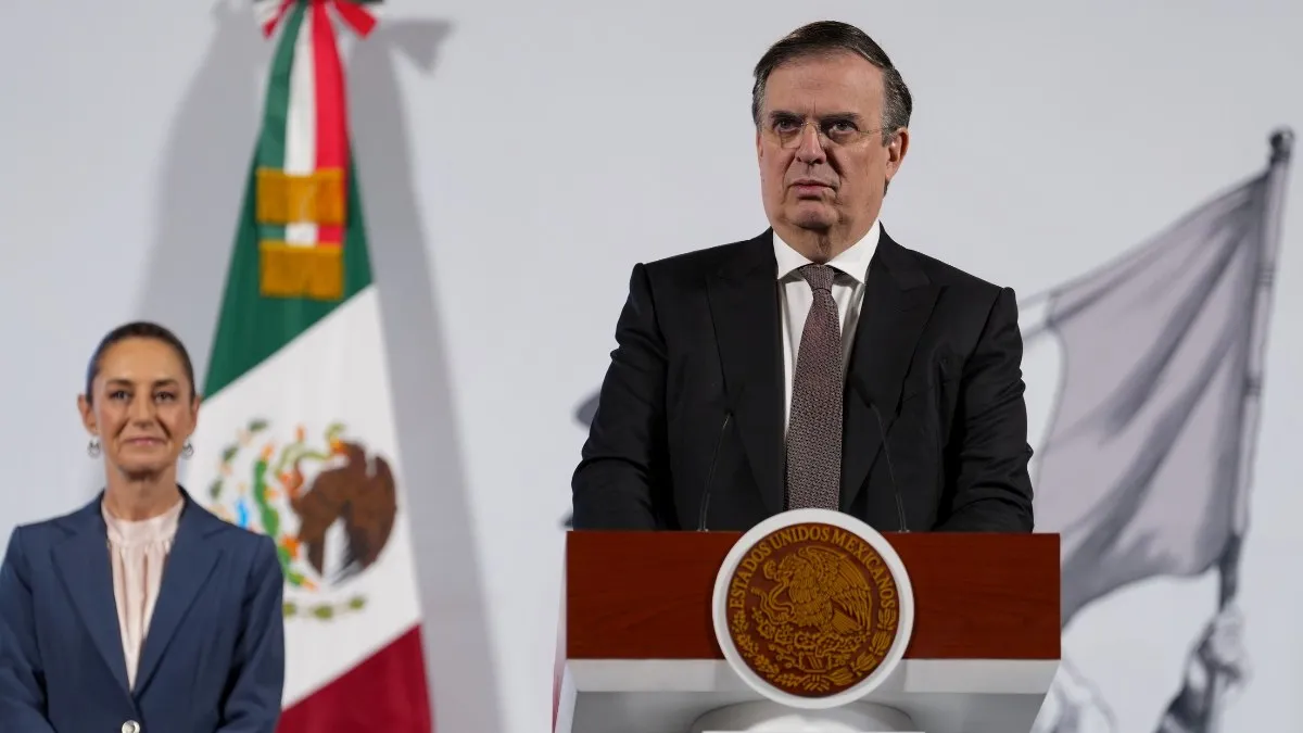 Actuaremos con firmeza y sangre fría ante los 'famosos aranceles' de Trump, afirma Marcelo Ebrard