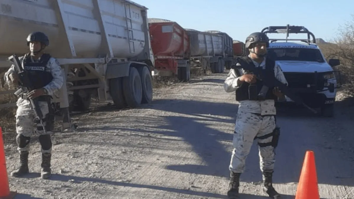 Grupo armado roba 33 toneladas de concentrado de oro y plata en la carretera Durango-Puerto Manzanillo