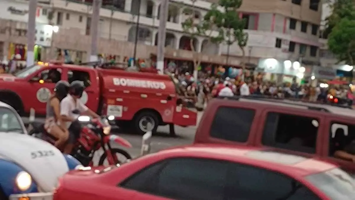 Explosión en el Zócalo de Acapulco deja cinco heridos